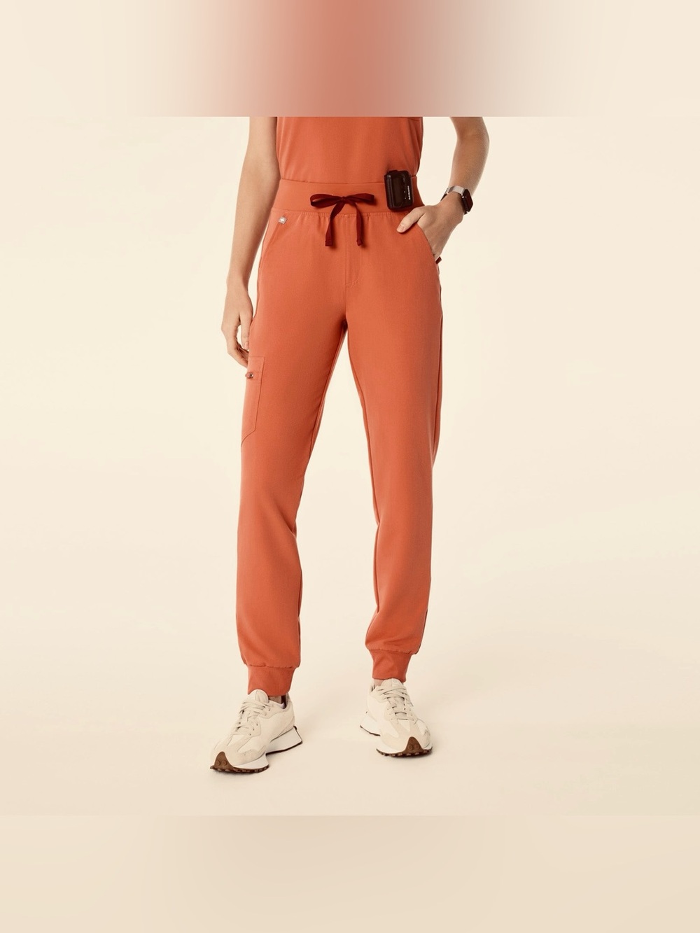 FIGS Women’s Zamora Jogger Scrub Pants - Size Large Petite